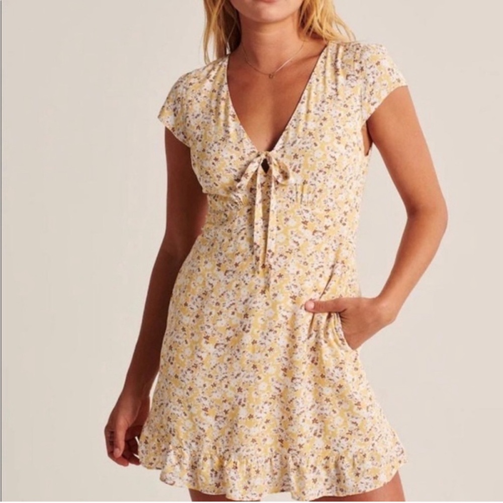 Abercrombie & Fitch Yellow Floral Mini Dress